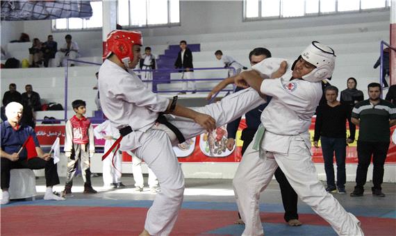 چالوس قهرمان مسابقات سوکیوکوشین کاراته شمال کشور شد