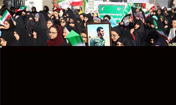 حضور مردم در راهپیمایی 22 بهمن موجب بقای انقلاب اسلامی می شود