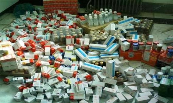 کشف 46 هزار عدد انواع داروهای غیر مجاز در ساری