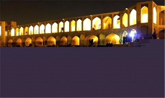 سی‌وسه پل اصفهان در زمین فرو می‌رود؟!