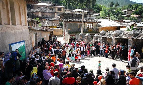 مردم مازندران با کارناوال شادی سال نو تبری را جشن می‌گیرند