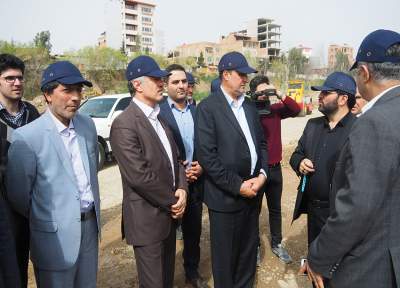 بازدید مهندس اسلامی استاندار مازندران از عملیات فاز اول و احداث فاز دوم پارک ملل در ساری
